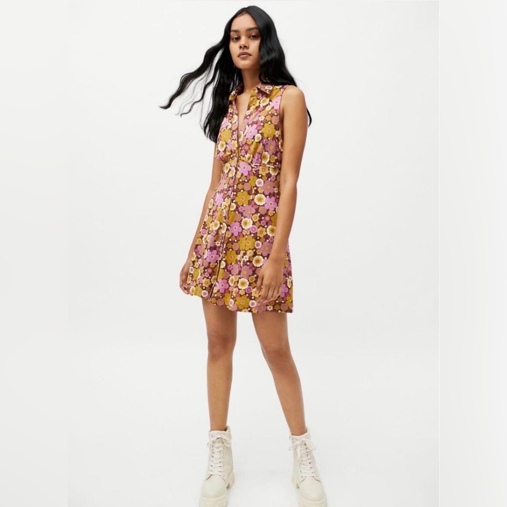Urban Outfitters Tia Knit Mini Dress in Pink floral
